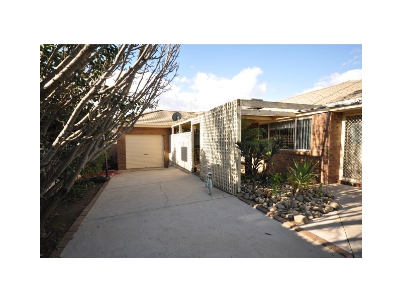 49 Kingfisher Drive, Wodonga VIC 3690