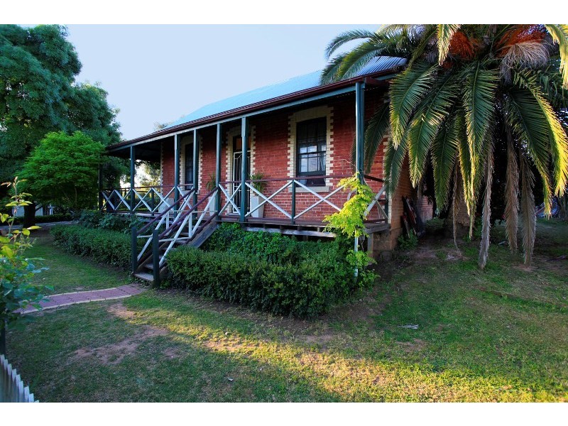 1-3 Harkins Street, Chiltern VIC 3683