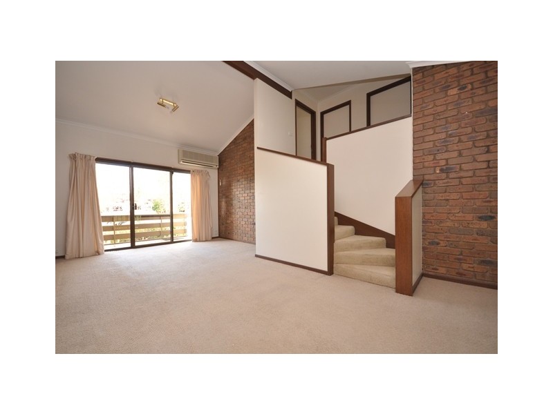 2/6 Royce Court, Wodonga VIC 3690