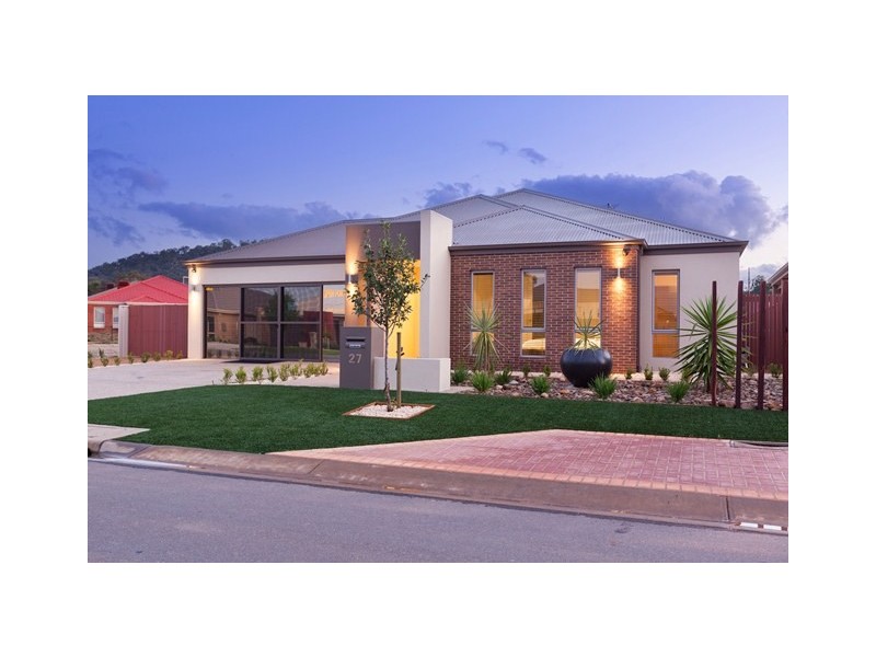 27 Castleton Street, Wodonga VIC 3690