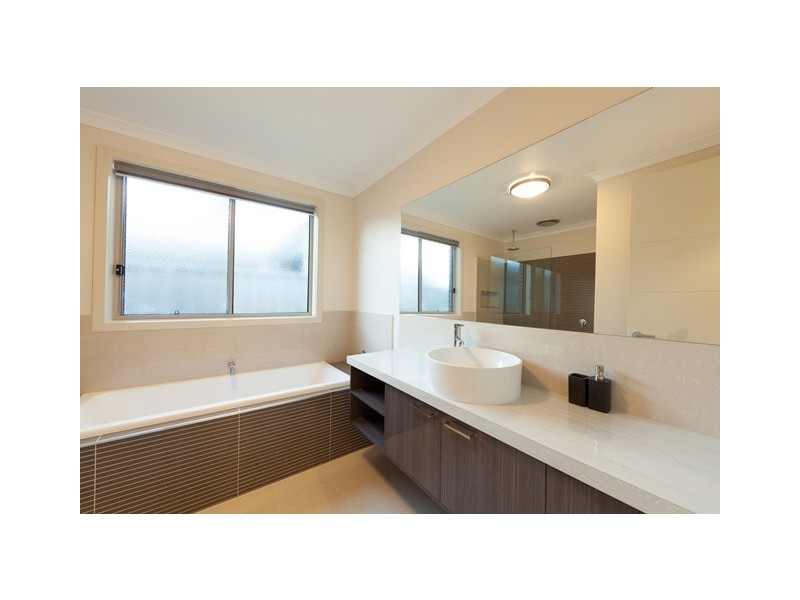 27 Castleton Street, Wodonga VIC 3690