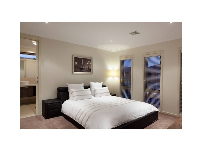 27 Castleton Street, Wodonga VIC 3690