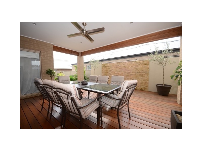6 The Grange, Wodonga VIC 3690