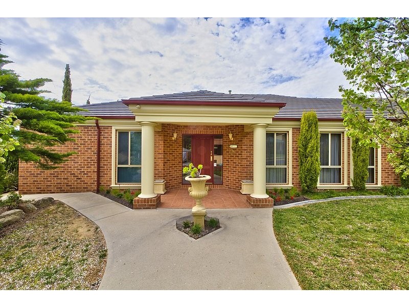 73 Barton Street, Wodonga VIC 3690