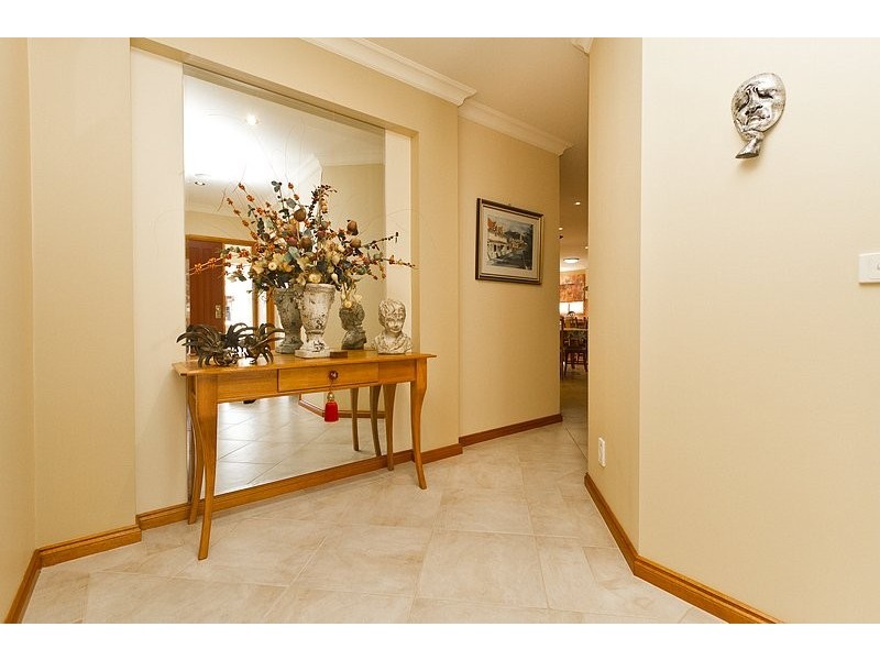 73 Barton Street, Wodonga VIC 3690