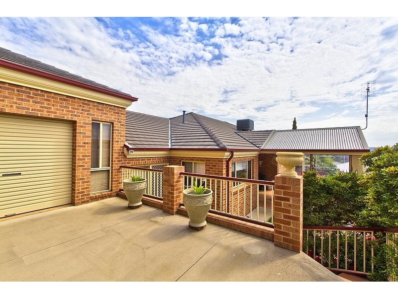 73 Barton Street, Wodonga VIC 3690