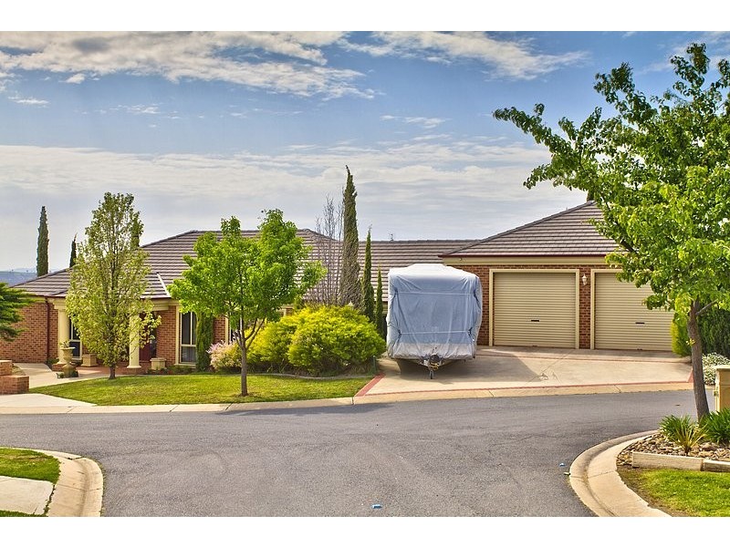 73 Barton Street, Wodonga VIC 3690