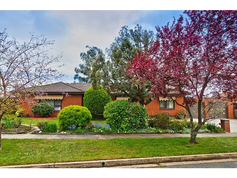 10 Garnet Circuit, Wodonga VIC 3690