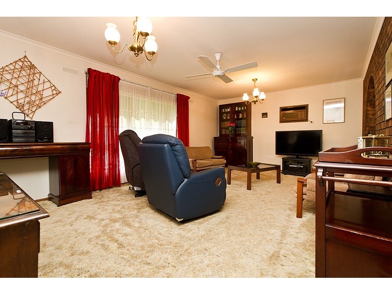 10 Garnet Circuit, Wodonga VIC 3690