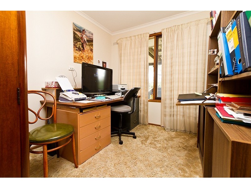 10 Garnet Circuit, Wodonga VIC 3690