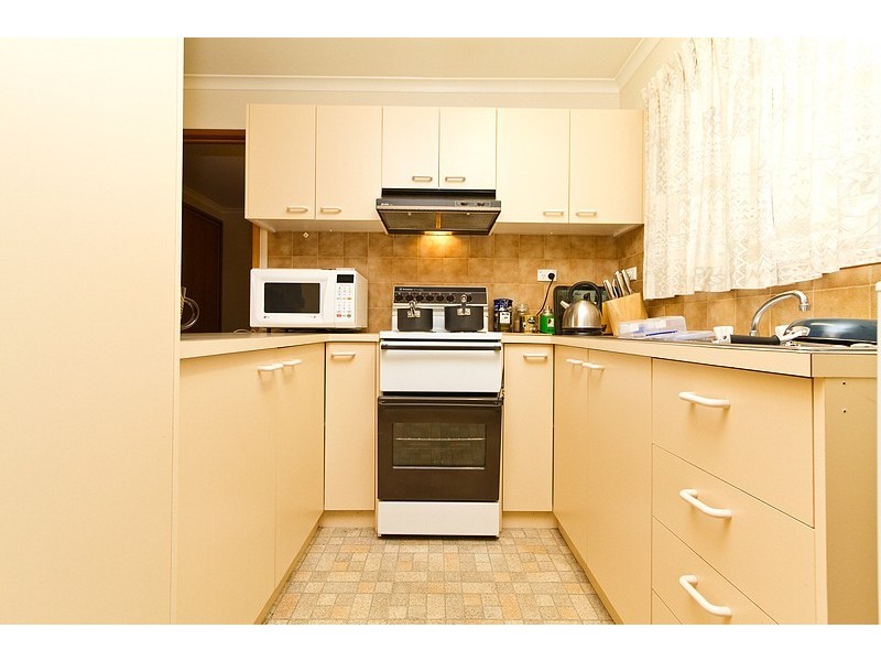 10 Garnet Circuit, Wodonga VIC 3690