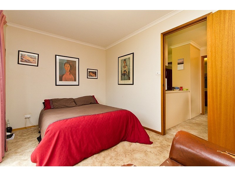 10 Garnet Circuit, Wodonga VIC 3690