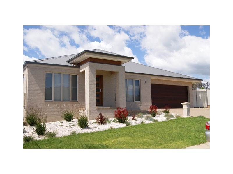 12 Loames Street, Wodonga VIC 3690