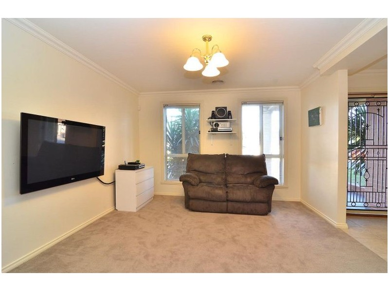 15 Mountain Way, Lavington NSW 2641
