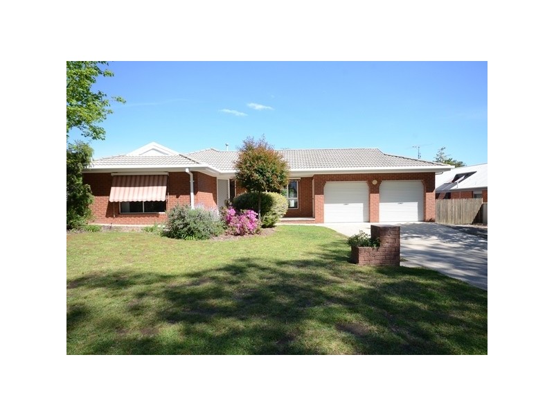 3 Bent Place, Wodonga VIC 3690