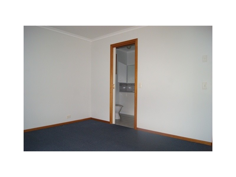 3 Bent Place, Wodonga VIC 3690