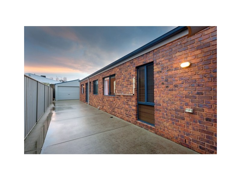 10 Helm Court, Wodonga VIC 3690