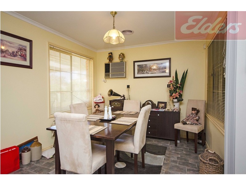 150 Jude Street, Howlong NSW 2643