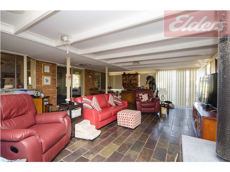 150 Jude Street, Howlong NSW 2643