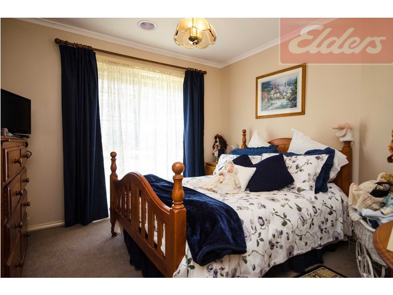 150 Jude Street, Howlong NSW 2643