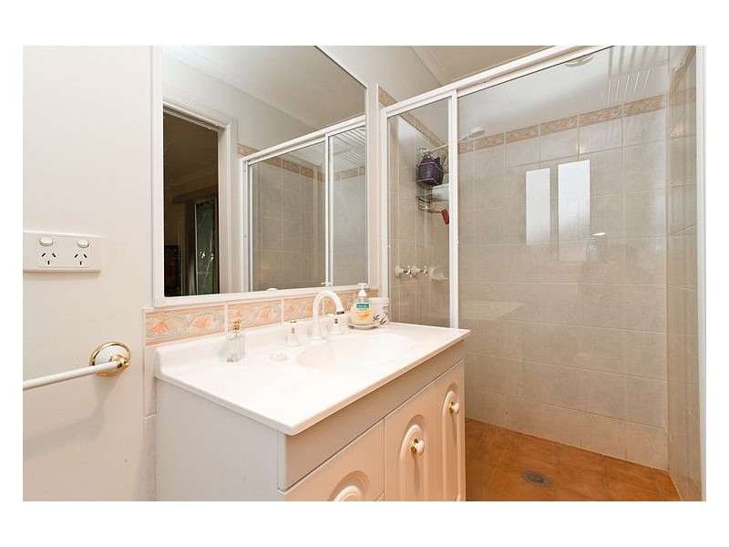 76 Barton Street, Wodonga VIC 3690