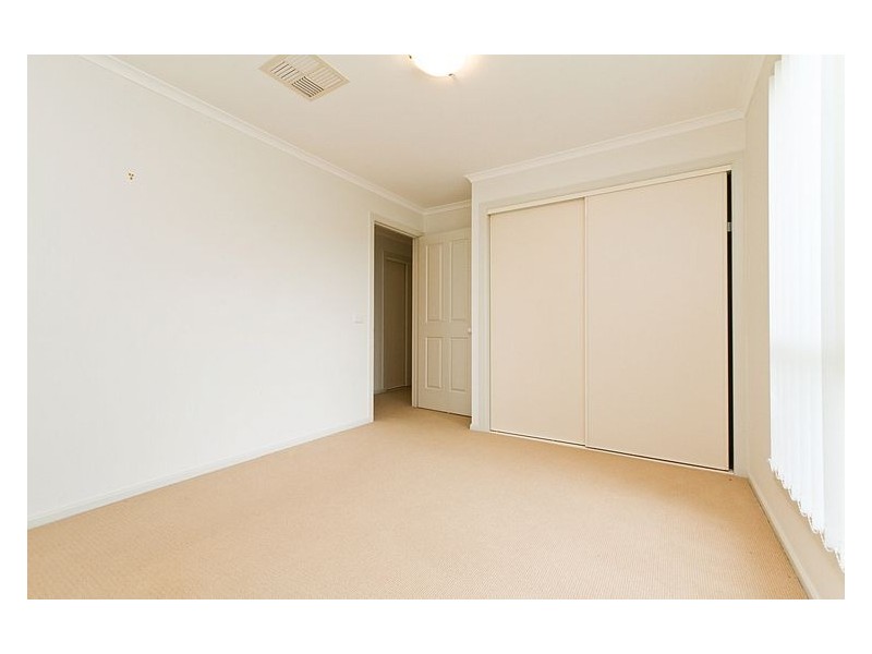 76 Barton Street, Wodonga VIC 3690