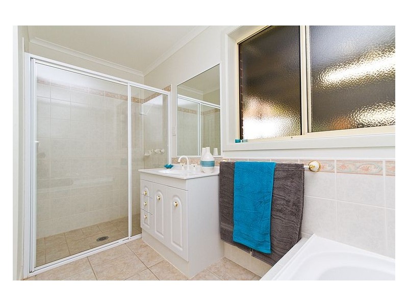 76 Barton Street, Wodonga VIC 3690