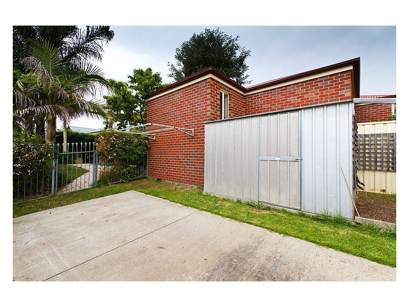 76 Barton Street, Wodonga VIC 3690