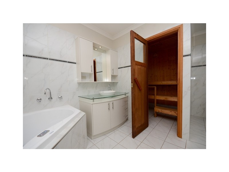 40 Golflinks Avenue, Wodonga VIC 3690