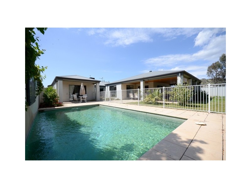40 Golflinks Avenue, Wodonga VIC 3690
