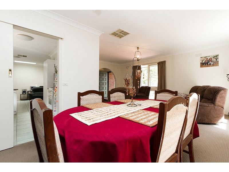 14 Parkland Drive, Wodonga VIC 3690