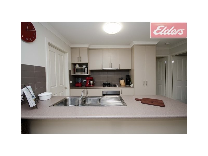 2 Finch Place, Wodonga VIC 3690