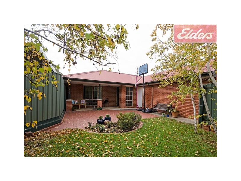 4 Elmslie Circuit, Wodonga VIC 3690