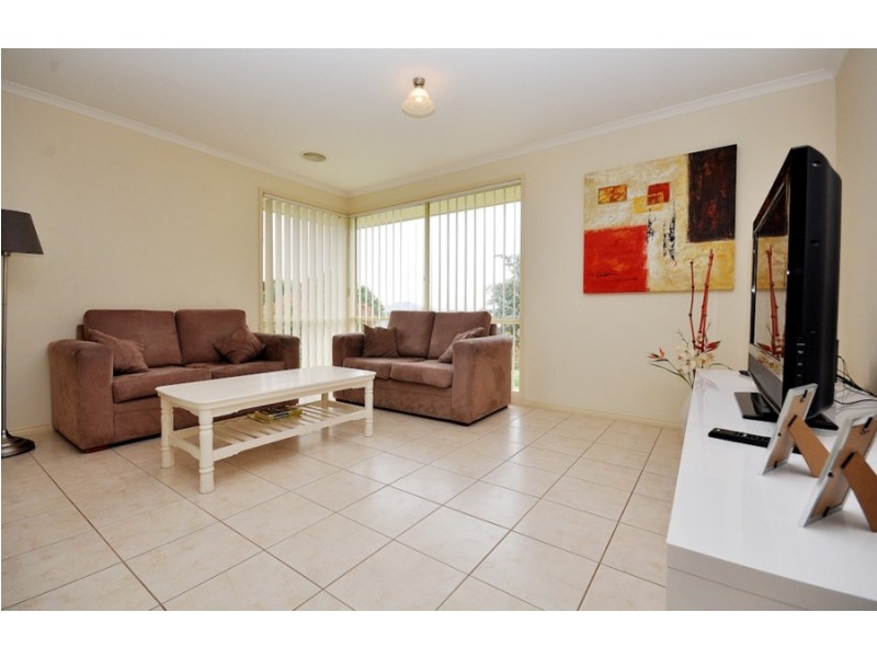 17 Carnoustie Avenue, Wodonga VIC 3690