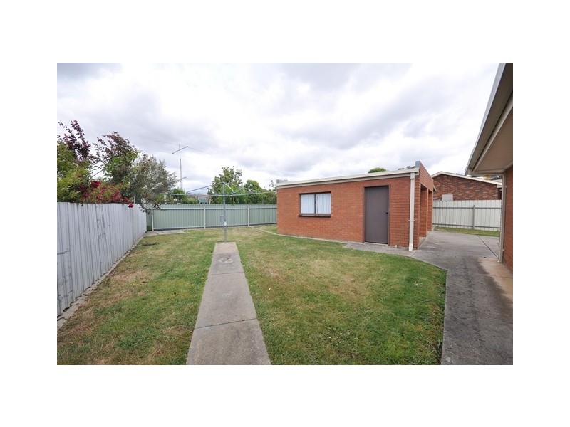 11 Sapphire Circuit, Wodonga VIC 3690