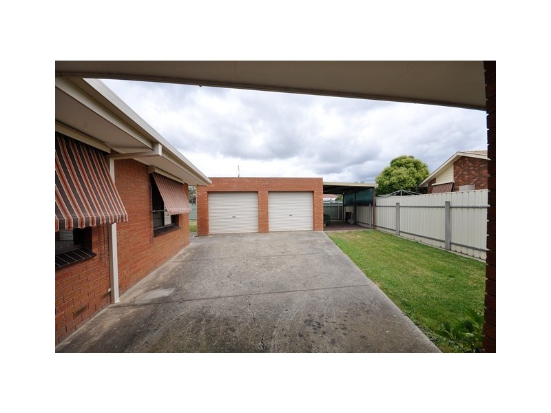 11 Sapphire Circuit, Wodonga VIC 3690