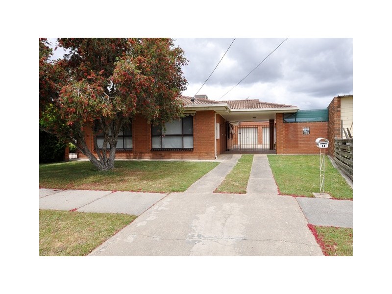 11 Sapphire Circuit, Wodonga VIC 3690