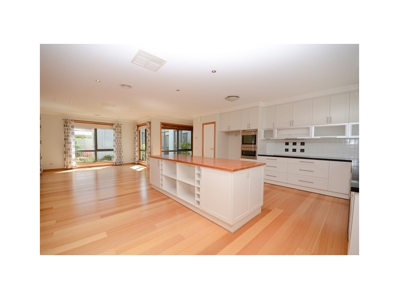 40 Golflinks Avenue, Wodonga VIC 3690