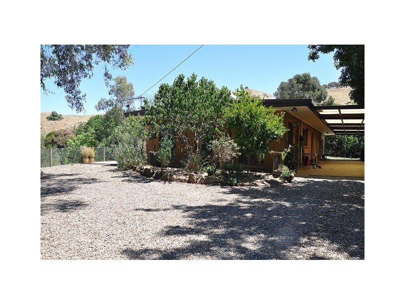 2 Broome Street, Bethanga VIC 3691