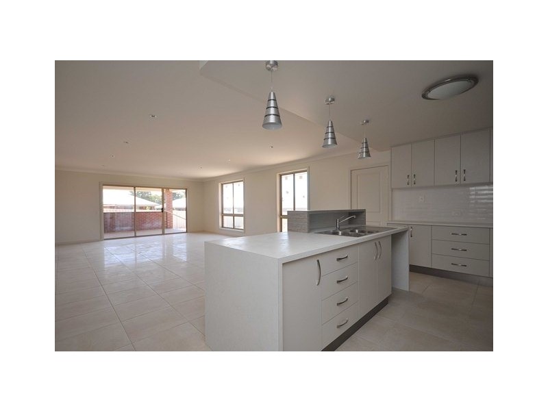 9 Coverdale Drive, Wodonga VIC 3690