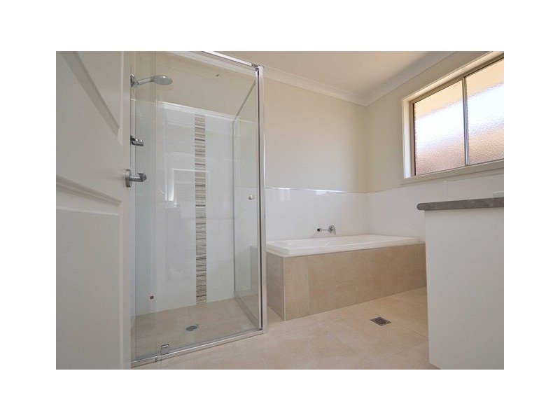 9 Coverdale Drive, Wodonga VIC 3690