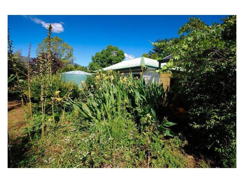 14 Running Creek Road, Running Creek VIC 3691