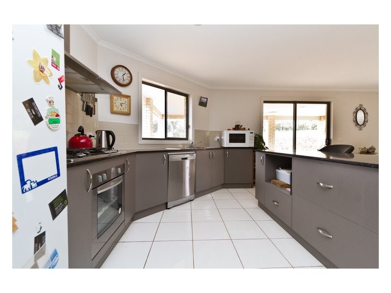 127 Six Mile Road, Stanley VIC 3747