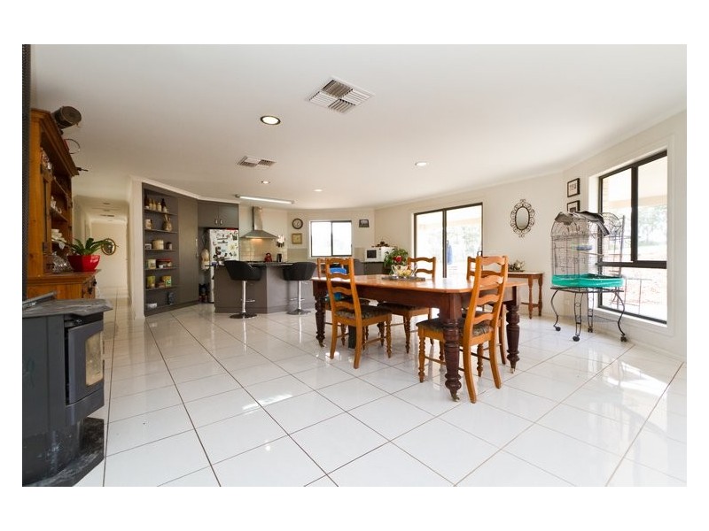 127 Six Mile Road, Stanley VIC 3747