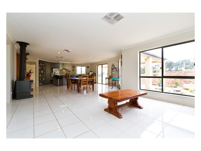 127 Six Mile Road, Stanley VIC 3747