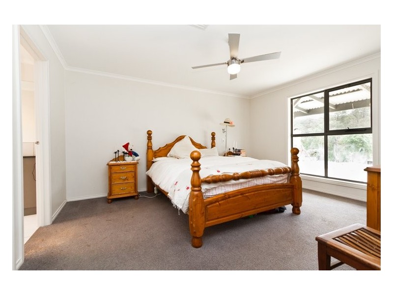 127 Six Mile Road, Stanley VIC 3747