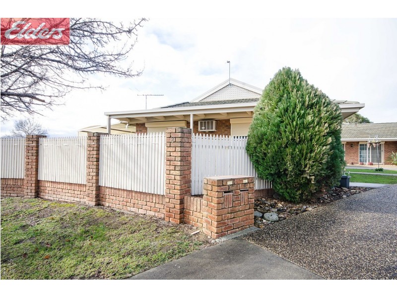 1/8 Lomond Court, Wodonga VIC 3690