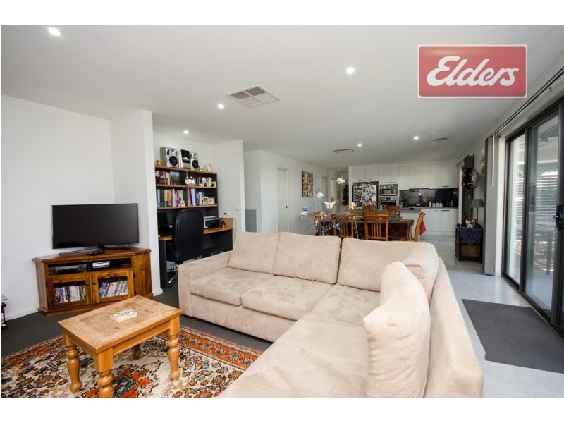 33 Sangsters Road, Wodonga VIC 3690