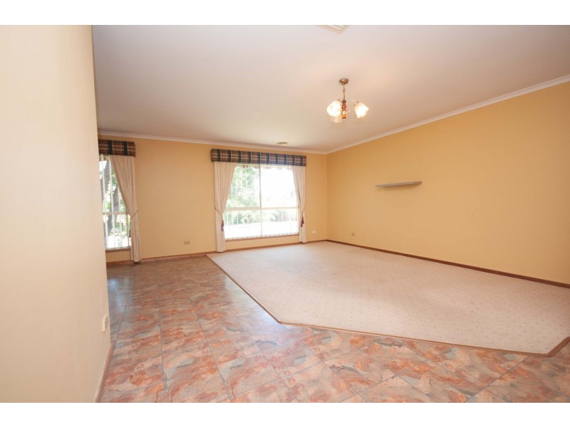6 Nicholson Court, Wodonga VIC 3690