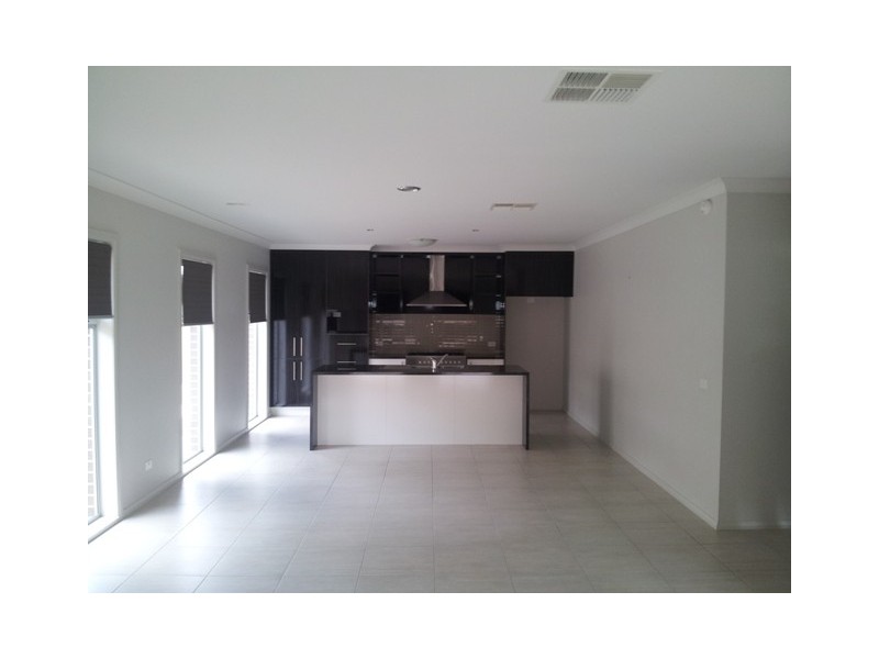12 Clarendon, Wodonga VIC 3690